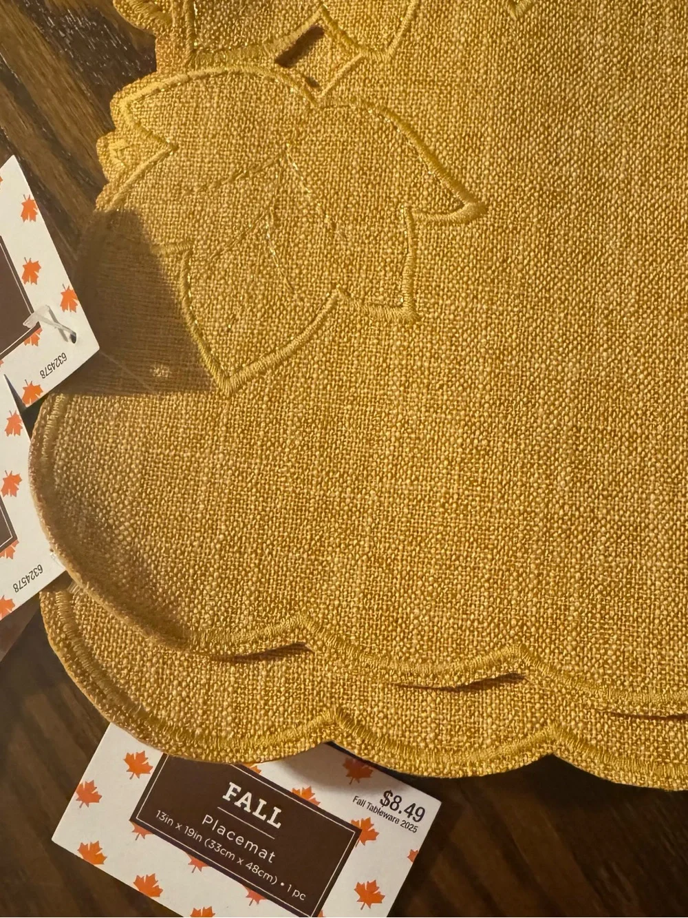 Autumn Leaf Embroidered Placemat hobby looby 6 pieces total